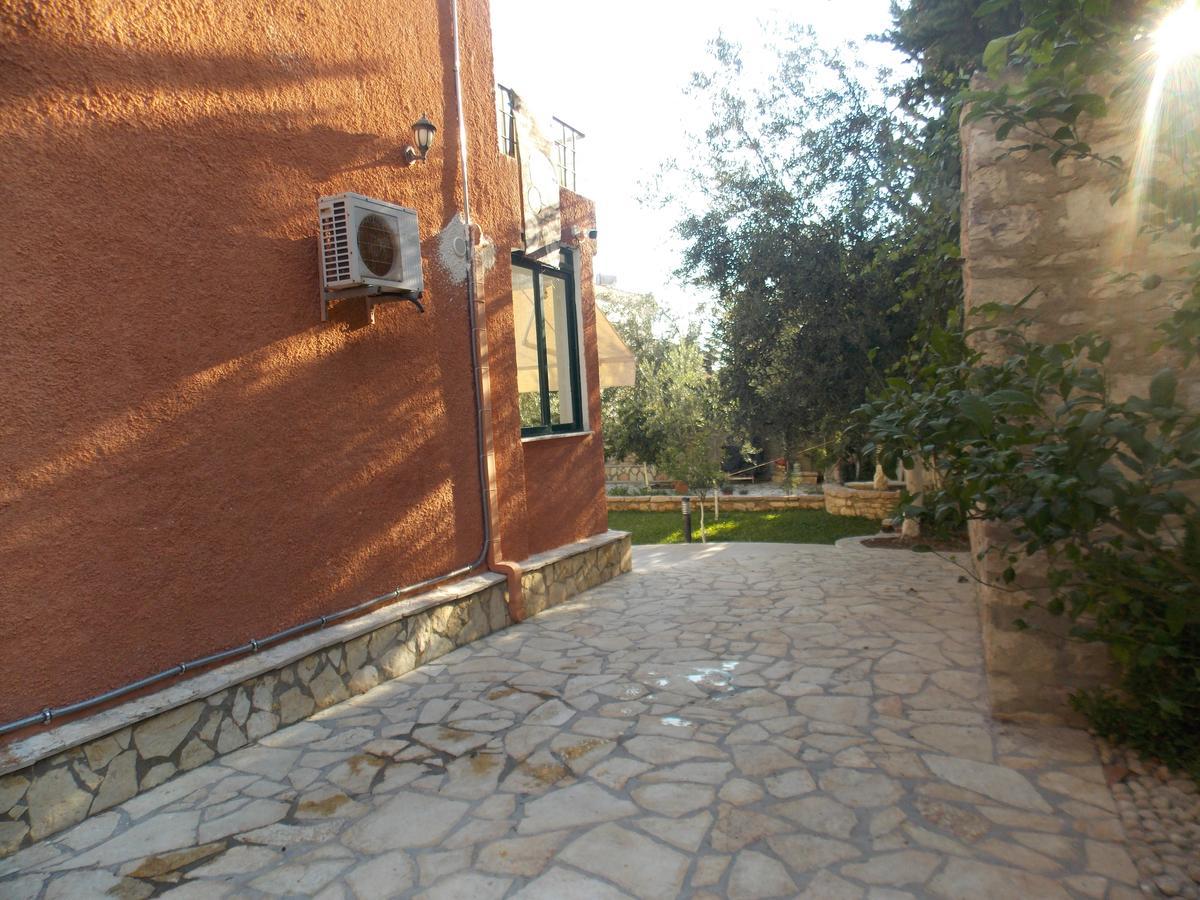 Elvin Apartments ساراندا المظهر الخارجي الصورة