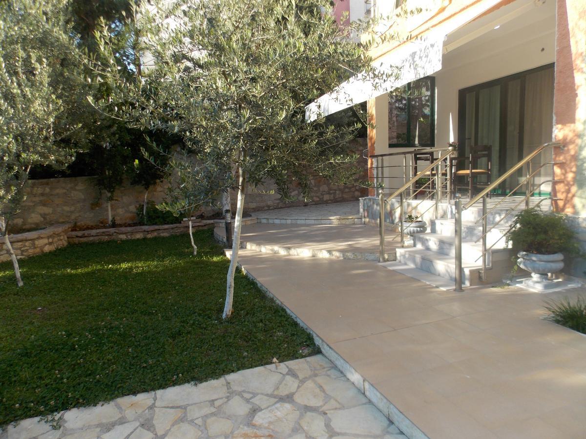 Elvin Apartments ساراندا المظهر الخارجي الصورة