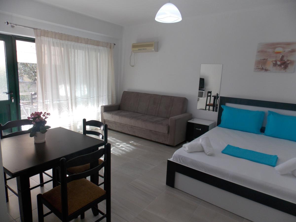 Elvin Apartments ساراندا المظهر الخارجي الصورة