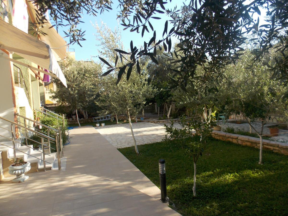 Elvin Apartments ساراندا المظهر الخارجي الصورة